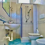 아파트 Beachfront Gem -